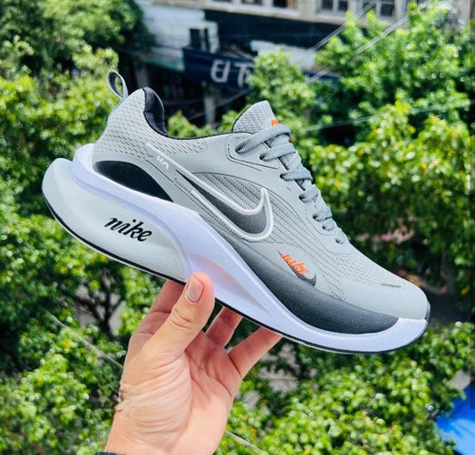 REF: 181 NIKE BOUNCE