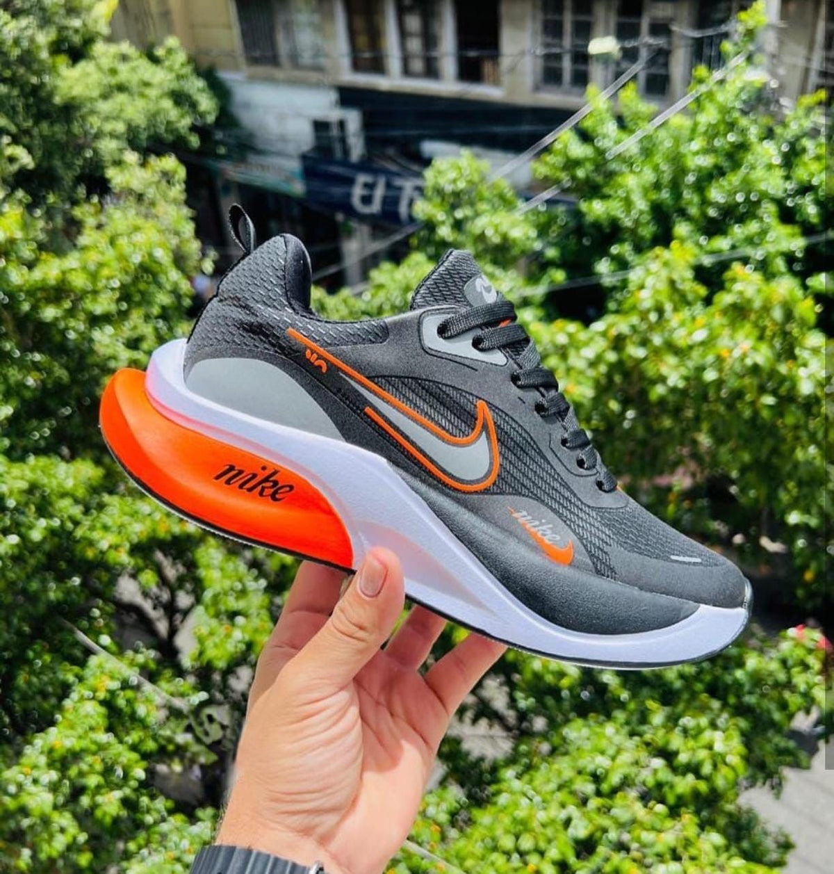 REF: 181 NIKE BOUNCE